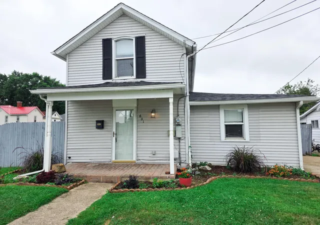 1st image of 601 N Maple St, Lancaster, OH 43130 | MLS# 226028596