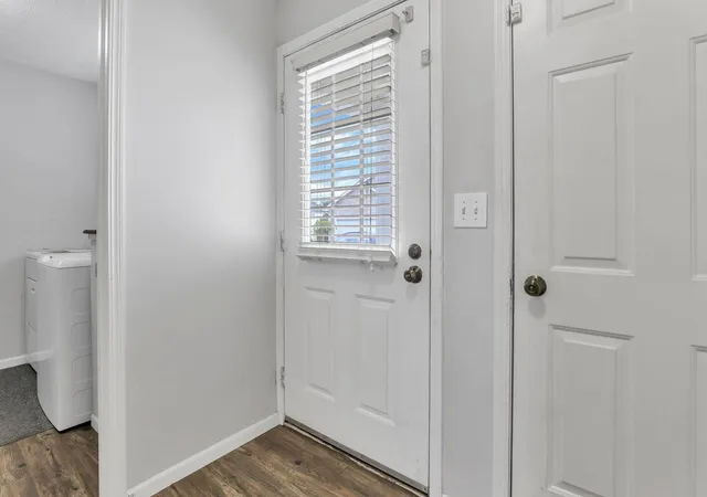 4th image of 1945 Bashan Dr, Columbus, OH 43228 | MLS# 226028663