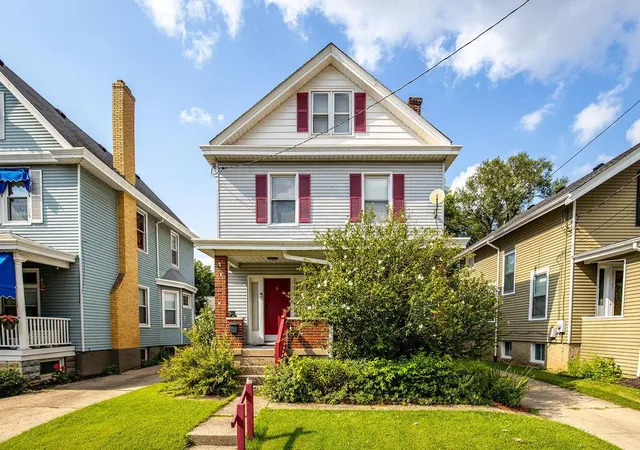 1st image of 124 Albert St, Cincinnati, OH 45217 | MLS# 226029507