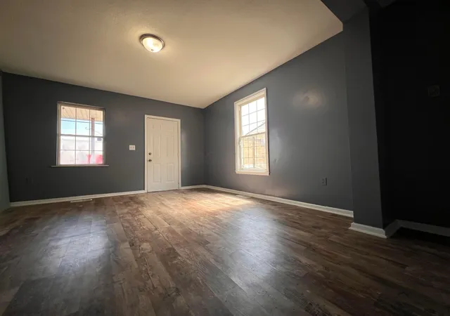 2nd image of 189/191 Clinton St #2, Newark, OH 43055 | MLS# 226028591