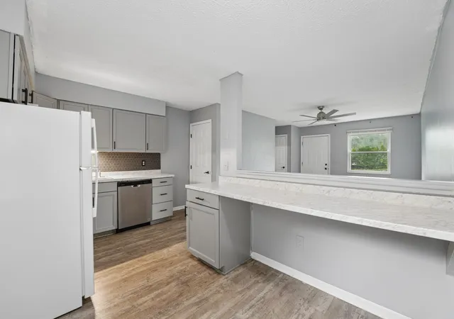 4th image of 2254 Perkins Ct, Columbus, OH 43229