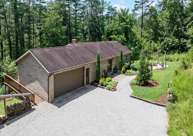 2nd image of 38296 Davis Chapel Rd, Logan, OH 43138 | MLS# 226028810