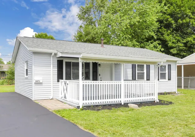 Photo 3 of Single family home for sale at 3871 Glenfield Rd, Columbus, OH 43232 | MLS# 226028621 | Listing updated on 2026-09-02