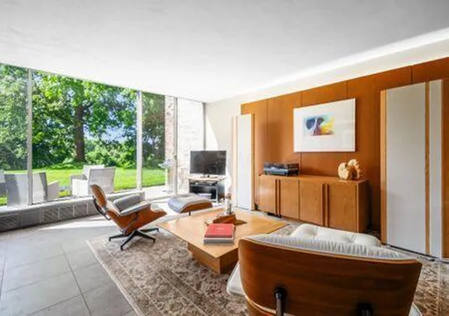 Photo 2 of Sale Pending at 1000 Urlin Ave #15, Columbus, OH 43212 | MLS# 226028647 | Listing updated on 2026-08-29