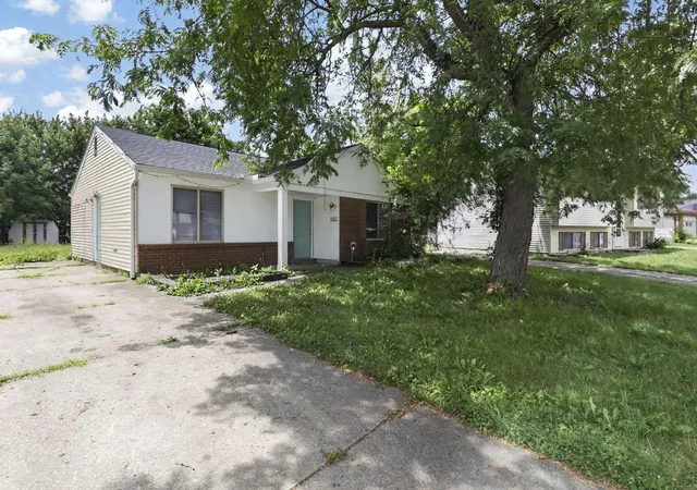 3rd image of 5401 Adderley Ave, Columbus, OH 43232 | MLS# 226028653