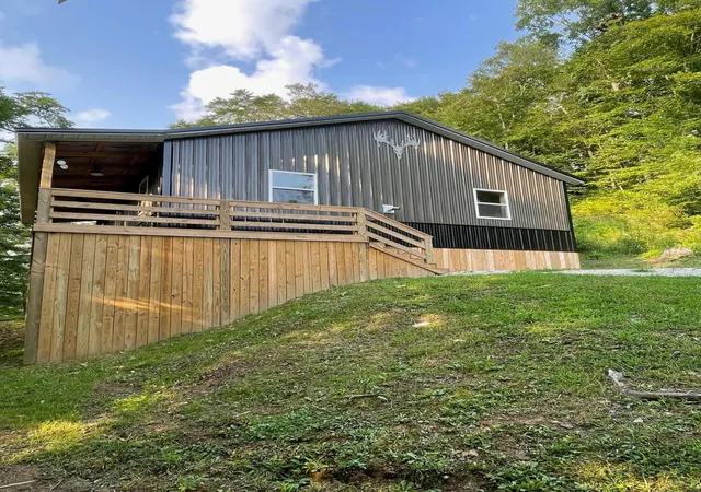 2nd image of 13960 State Route 595, Logan, OH 43138 | MLS# 226029025