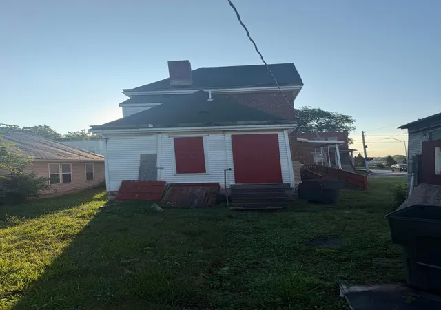 2nd image of 597 Miller Ave, Columbus, OH 43205 | MLS# 226028750