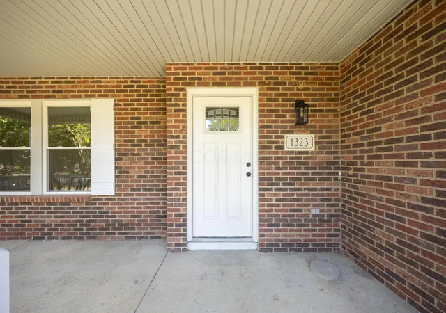 5th image of 1323 Red Bank Dr, Grove City, OH 43123 | MLS# 226028694