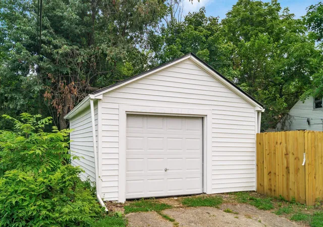 19th image of 545 S Weyant Ave, Columbus, OH 43213 | MLS# 226028705