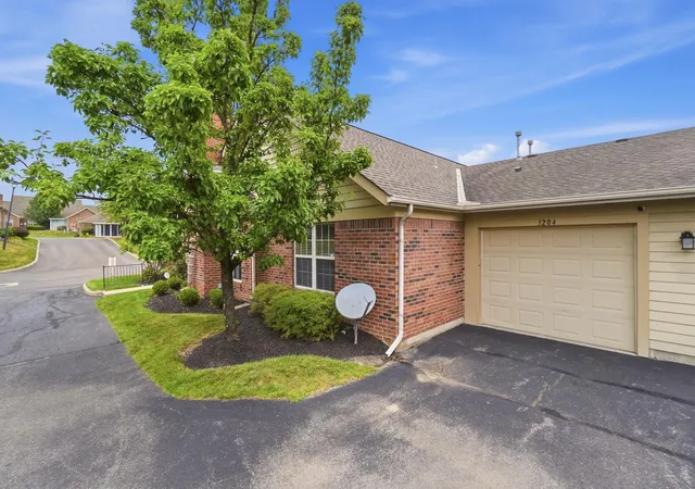 24th image of 3204 Pine Manor Blvd, Grove City, OH 43123 | MLS# 226028700