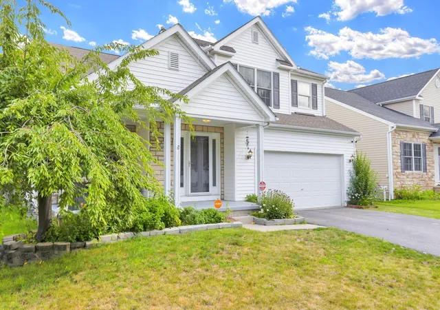 Photo 3 of Single family home for sale at 6962 Onyxbluff Ln, Blacklick, OH 43004 | MLS# 226028773 | Listing updated on 2026-09-13