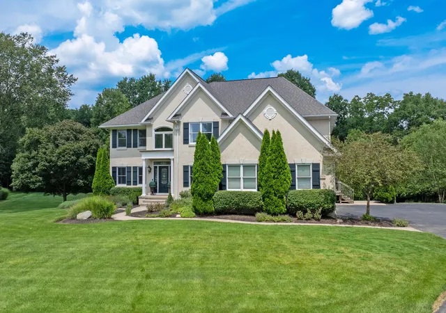 2nd image of 2478 Deseret Dr, Powell, OH 43065 | MLS# 226029074