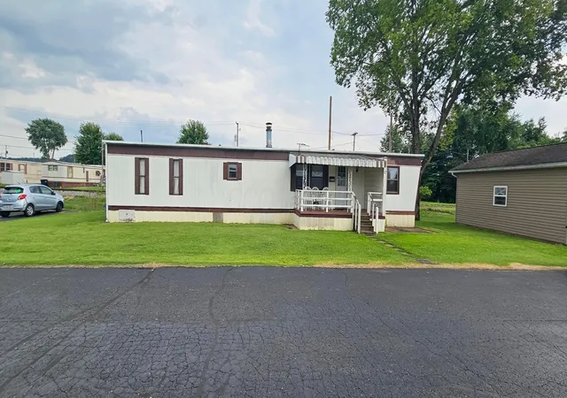 2nd image of 1570 E Main St #127, Lancaster, OH 43130 | MLS# 226028723