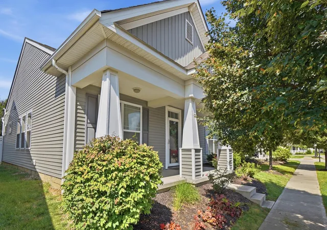 Photo 3 of Single family home for sale at 2167 Sawgrass St, Grove City, OH 43123 | MLS# 226028719 | Listing updated on 2026-10-03