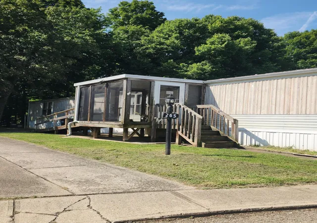 1st image of 265 Timberline Dr, Circleville, OH 43113 | MLS# 226028737