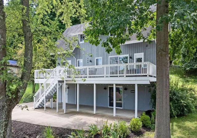 2nd image of 459 Baldwin Dr, Howard, OH 43028 | MLS# 226028982