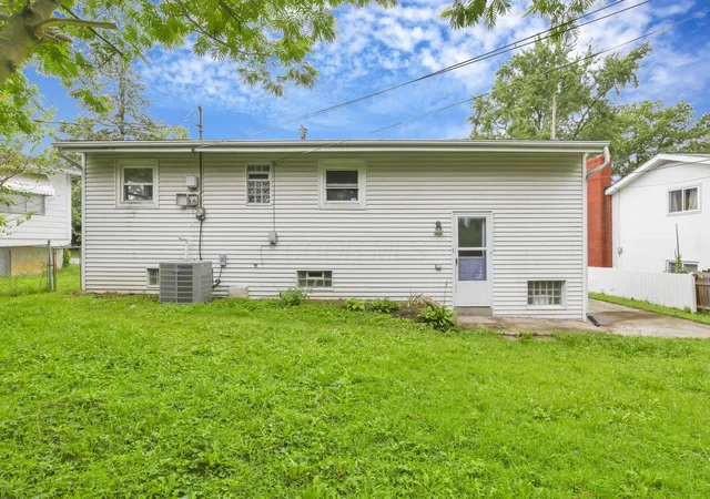 45th image of 1370 Fowler Dr, Columbus, OH 43224 | MLS# 226029584