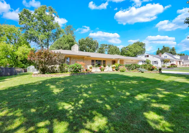 Photo 2 of Single family home for sale at 3783 Chevington Rd, Columbus, OH 43220 | MLS# 226029003 | Listing updated on 2026-09-13