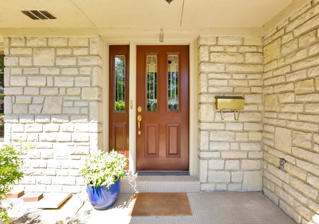 Photo 3 of Single family home for sale at 3783 Chevington Rd, Columbus, OH 43220 | MLS# 226029003 | Listing updated on 2026-09-13