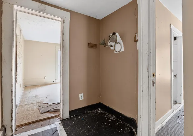 15th image of 44 Ewing St, Chillicothe, OH 45601 | MLS# 226029413