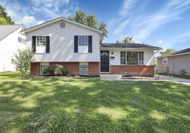 2nd image of 5056 Chipman Dr, Columbus, OH 43232 | MLS# 226029185