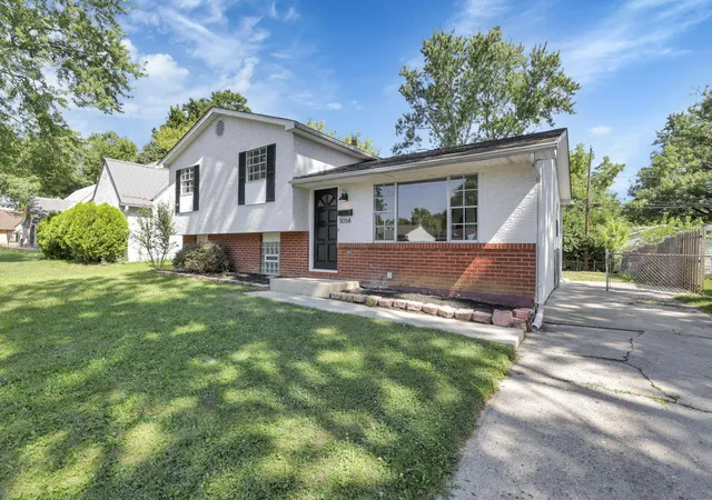 5th image of 5056 Chipman Dr, Columbus, OH 43232 | MLS# 226029185