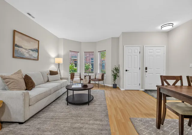 5th image of 46 Victorian Gate Wy, Columbus, OH 43215 | MLS# 226028834