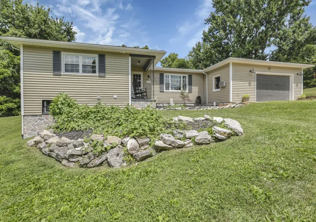 4th image of 920 Towe Dr Ne, Lancaster, OH 43130 | MLS# 226028904
