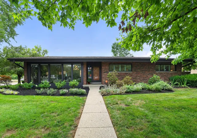 1st image of 2567 Scottwood Rd, Columbus, OH 43209 | MLS# 226028859
