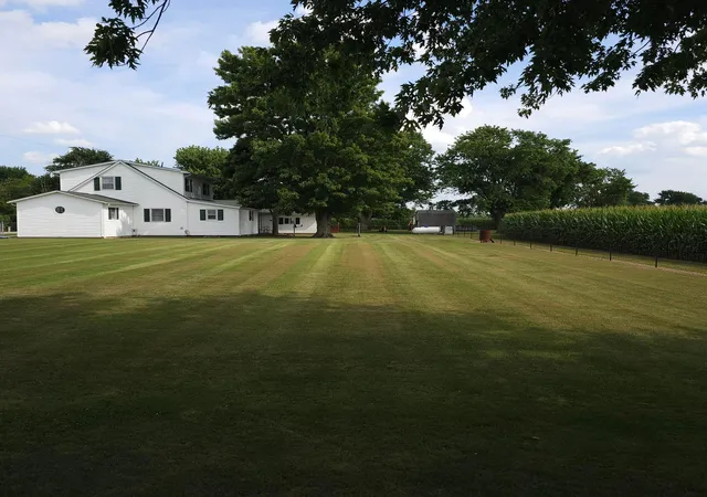 Photo 3 of Single family home for sale at 801 Jasper Coil Rd NW, Washington Court House, OH 43160 | MLS# 226029005 | Listing updated on 2026-10-08