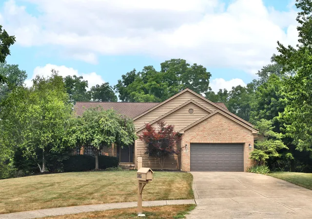 1st image of 13861 Carlstead Dr Nw, Pickerington, OH 43147 | MLS# 226029453
