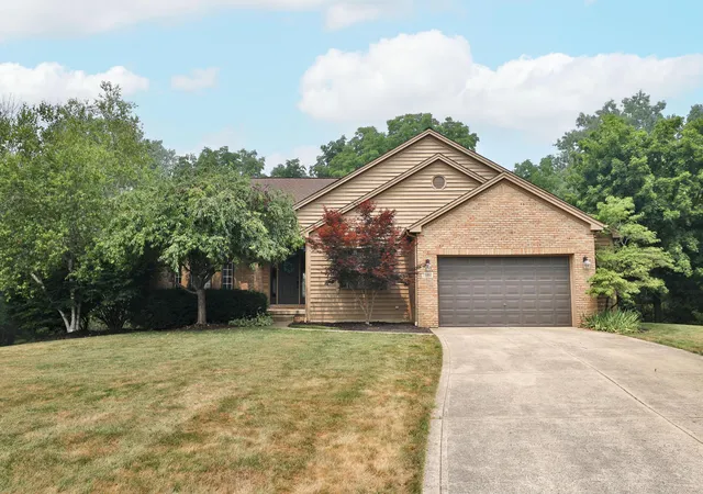 2nd image of 13861 Carlstead Dr Nw, Pickerington, OH 43147 | MLS# 226029453
