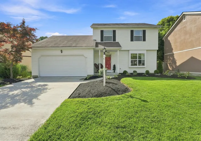 Photo 1 of Single family home for sale at 7864 Stanburn Rd, Columbus, OH 43235 | MLS# 226031284 | Listing updated on 2026-08-24