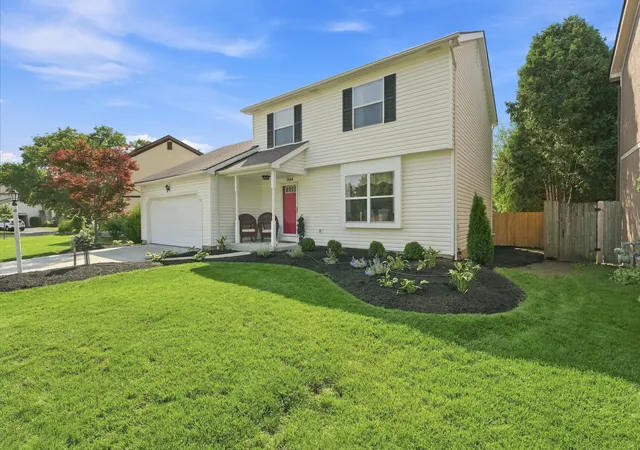 Photo 2 of Single family home for sale at 7864 Stanburn Rd, Columbus, OH 43235 | MLS# 226031284 | Listing updated on 2026-08-24