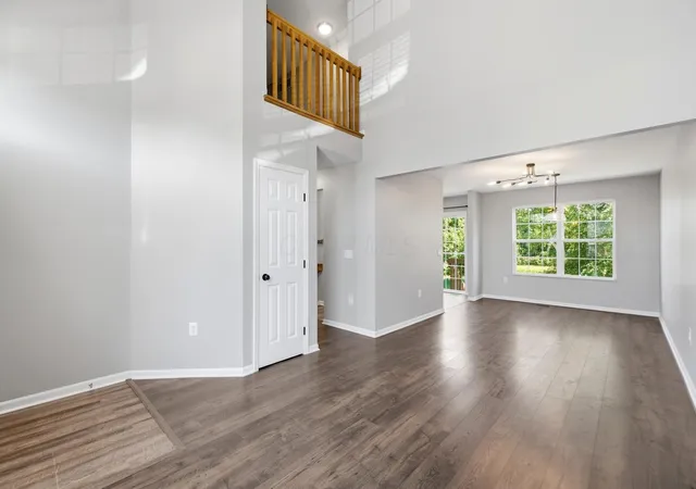 4th image of 6940 Churchill Downs Dr, New Albany, OH 43054