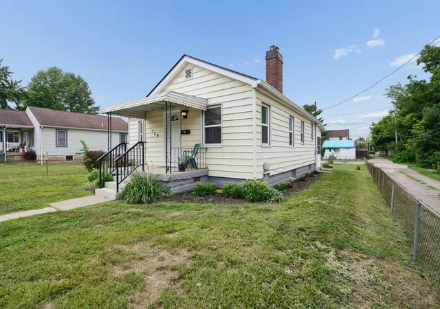 Photo 3 of Single family home for sale at 1560 Garling Ave, Columbus, OH 43223 | MLS# 226029904 | Listing updated on 2026-09-14