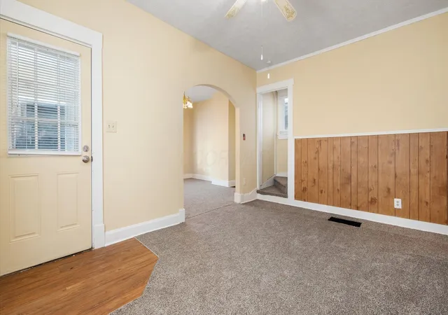 Photo 4 of Single family home for sale at 350 W Main St, Newark, OH 43055 | MLS# 226028871 | Listing updated on 2026-09-17