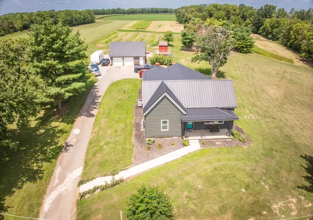 2nd image of 13265 S State Route 28 W, Greenfield, OH 45123 | MLS# 226028929