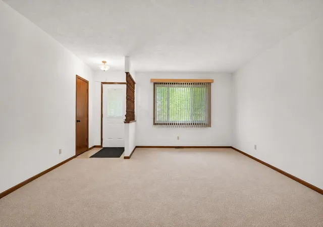 5th image of 1880 Fontenay Ct, Columbus, OH 43235 | MLS# 226028975