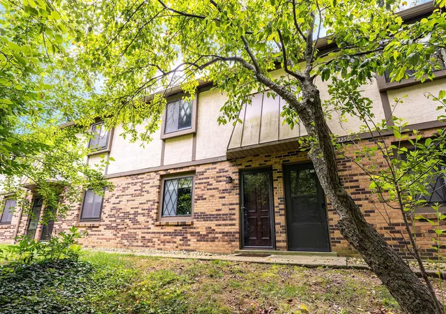 1st image of 3248 Summertime Ct #19, Columbus, OH 43221 | MLS# 226029235