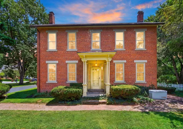 image of 111 E Hocking St, Canal Winchester, OH 43110 | MLS# 226029031