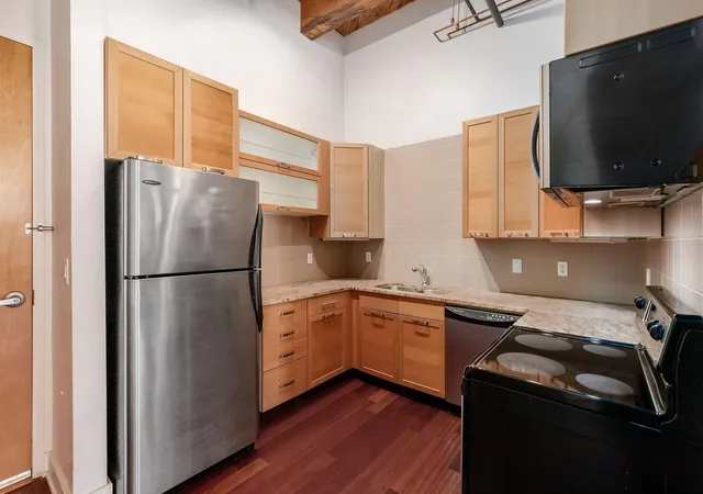 Photo 3 of Condo for sale at 150 E Main St #207, Columbus, OH 43215 | MLS# 226028881 | Listing updated on 2026-09-17