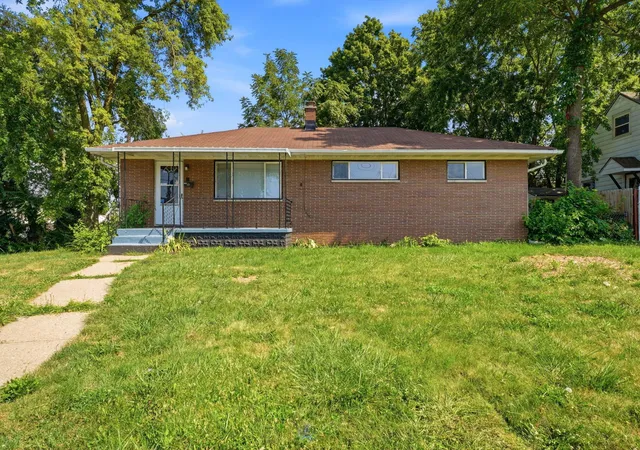 Photo 3 of Single family home for sale at 904 Reeb Ave, Columbus, OH 43207 | MLS# 226028902 | Listing updated on 2026-09-21