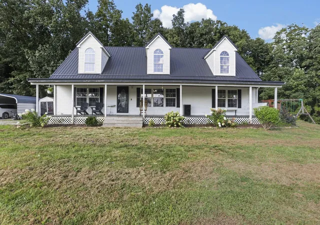 Photo 2 of Single family home for sale at 501 Marcus Run Rd, Waverly, OH 45690 | MLS# 226029040 | Listing updated on 2026-09-08
