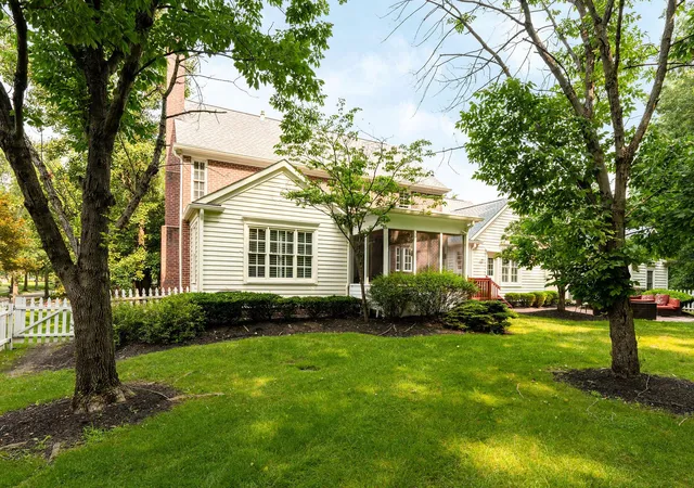 Photo 3 of Single family home for sale at 3516 Willow Grv, New Albany, OH 43054 | MLS# 226029157 | Listing updated on 2026-09-26