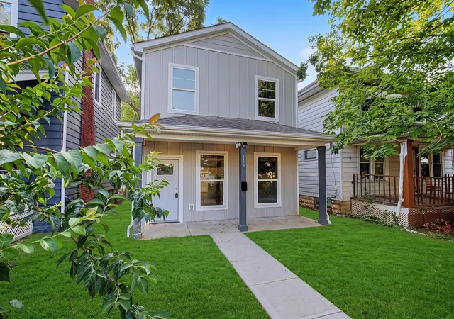 3rd image of 118 N Ogden Ave, Columbus, OH 43204 | MLS# 226028974