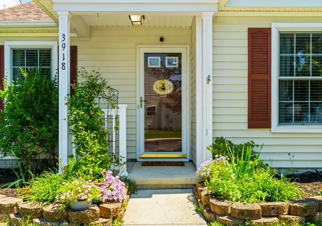 4th image of 3918 Cleggan St #172, Canal Winchester, OH 43110 | MLS# 226029532
