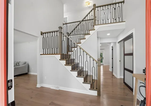 Photo 3 of Single family home for sale at 869 Blf Ridge Dr, Columbus, OH 43235 | MLS# 226029070 | Listing updated on 2026-09-18