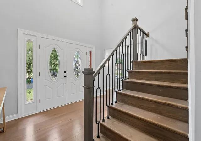 Photo 3 of Single family home for sale at 869 Blf Ridge Dr, Columbus, OH 43235 | MLS# 226029070 | Listing updated on 2026-09-18
