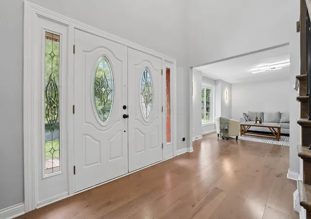Photo 4 of Single family home for sale at 869 Blf Ridge Dr, Columbus, OH 43235 | MLS# 226029070 | Listing updated on 2026-09-18